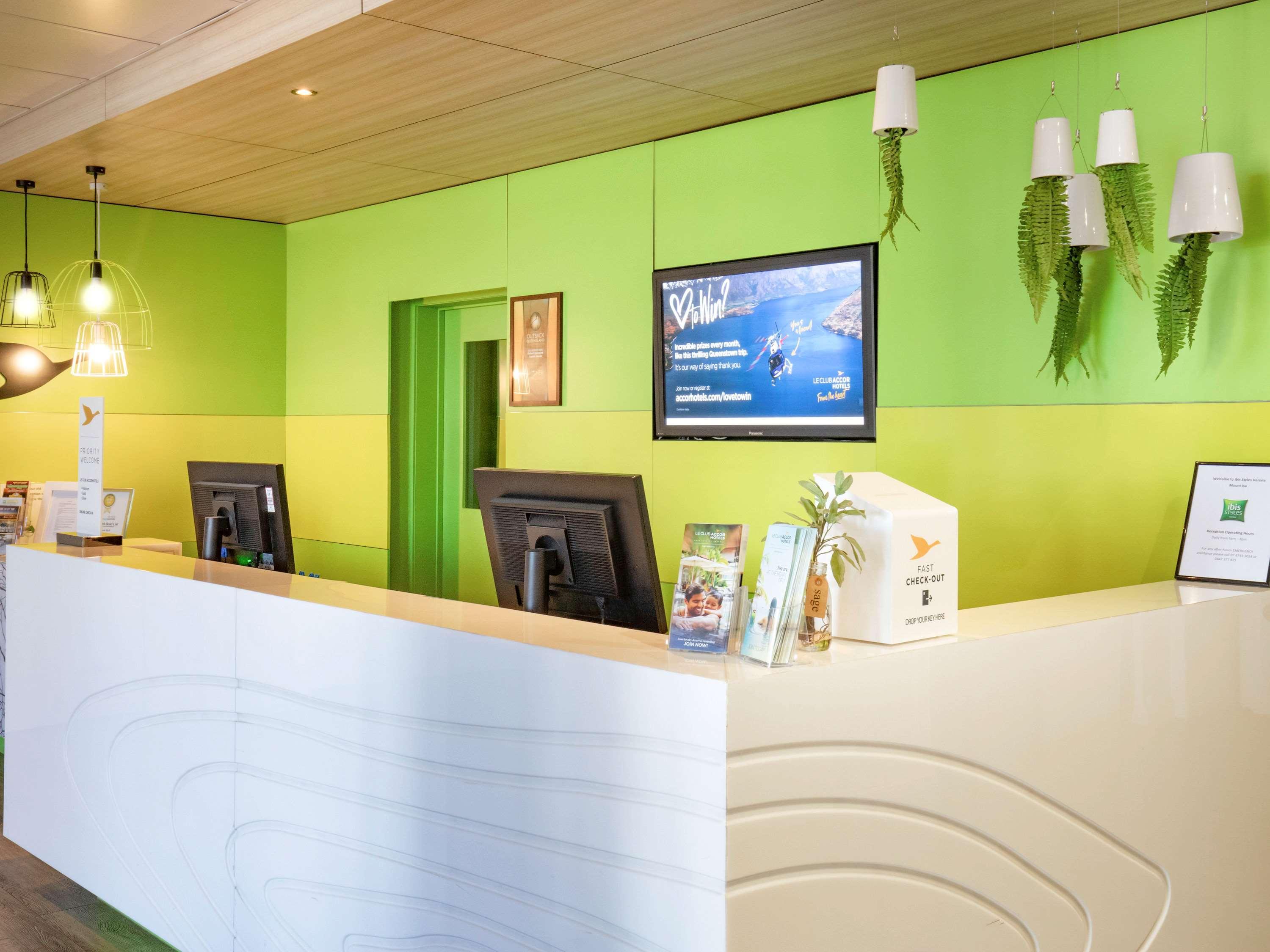מאונט איסה Ibis Styles Mt Isa Verona מראה חיצוני תמונה